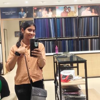 Priya L